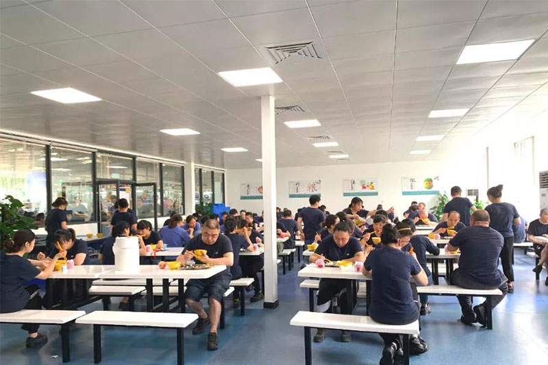 雅福團(tuán)餐：為顧客服務(wù)，定竭盡所能