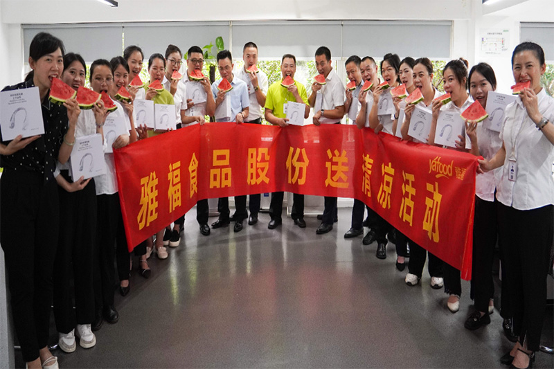 夏日送清涼，點滴暖人心