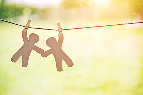 堅守崗位，用愛照亮他人