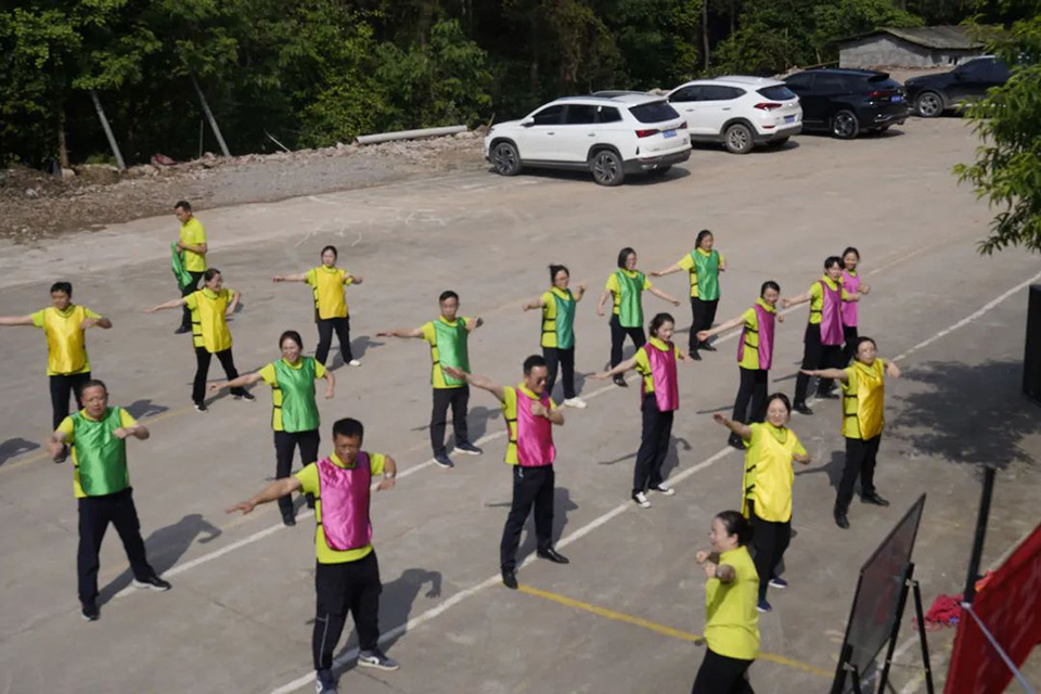 1718084529298029.jpg z02.jpg